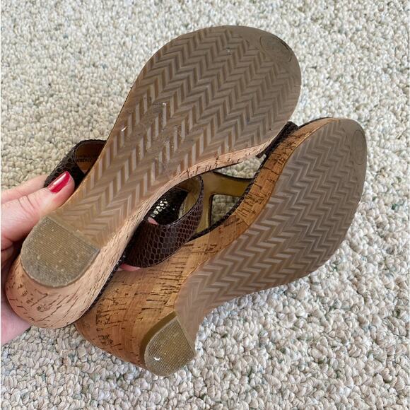 Etienne Aigner US 6.5M sandals cork wedgie heels slides brown snakeskin shoes - Picture 8 of 8